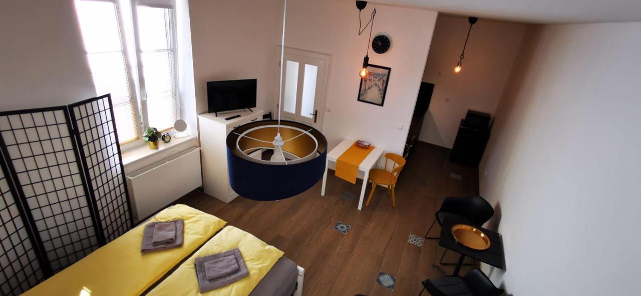 Apartmán Augustin Jičín Exterior foto